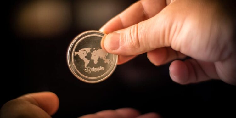 Pro-Ripple Lawyer Fires Back As New York Regulator Removes XRP From ‘Green List’