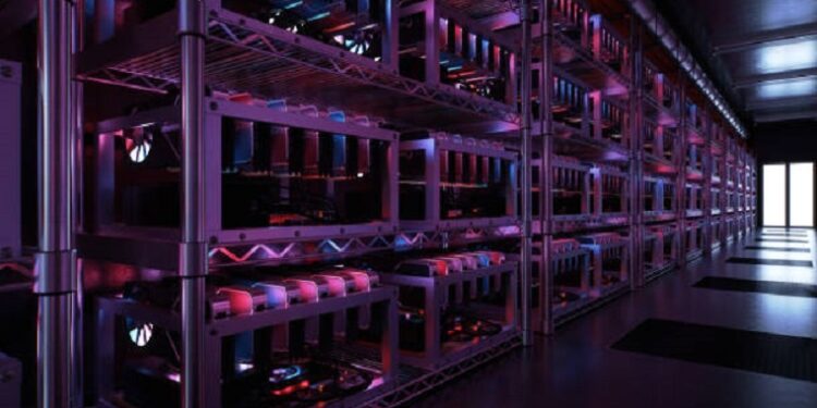 Bitcoin Miner Riot Platforms Generated Record $281 Million Revenue In 2023 – Details