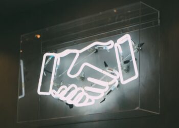 Chainlink And Telefonica Launch Web3 Solutions To Combat SIM Card Fraud