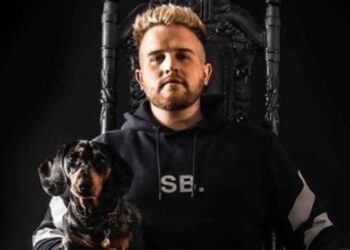 Safemoon CEO On The Brink Of Losing Legal Representation Due To Lack of Funds