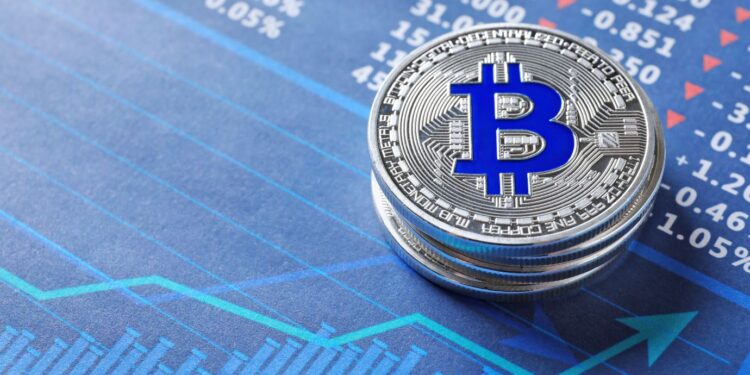 Bitcoin Analyst Targets $500,000 But Warns of “Scary” Dips