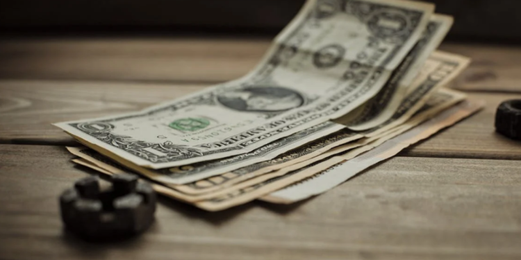 Crypto Analyst Predicts When Dogecoin Price Will Reach $1