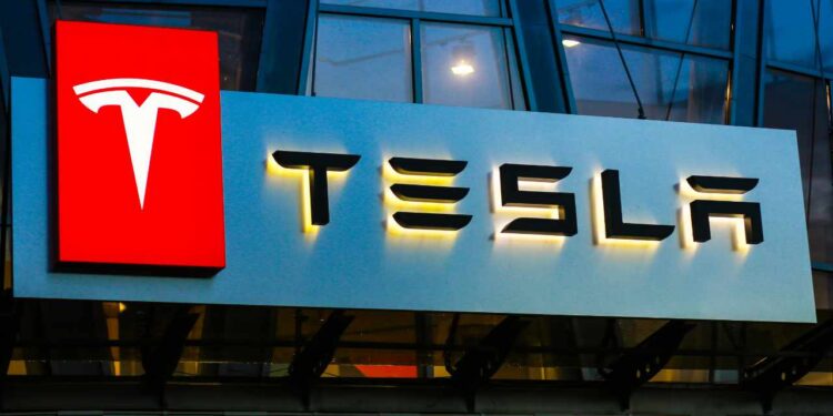 On-Chain Analysis Reveals Tesla Has 11,509 Bitcoins and Spacex Owns 8,285 BTC, Says Arkham