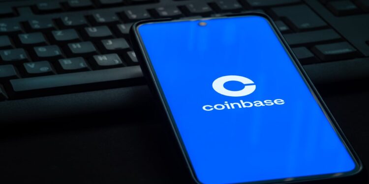 Judge Denies Coinbase Dismissal Request; CEO Hails Win for Self-Custody Wallets