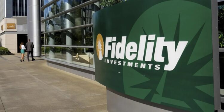 Fidelity Incorporates Staking in Spot Ethereum ETF Offering to Boost Fund’s Income