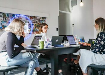 ‘CRYPTO’ Fragrance For International Women’s Day