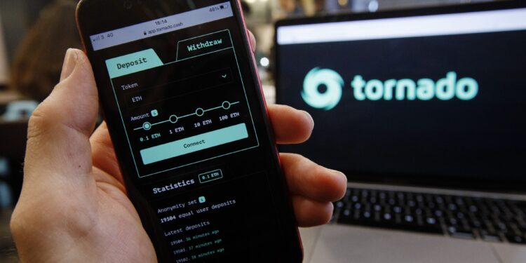 Pro-Crypto Groups Support Roman Storm with Amicus Briefs