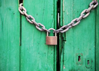 Binance Ties Allegations Swirl As Hong Kong Crypto Exchange Shuts Down Unexpectedly