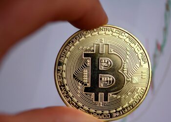 Bitcoin, Altcoins Price Decline As Crypto Liquidations Approaches $900 Million In The Past Day