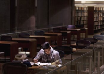 Beyond the silos: Unifying statistical power with SPSS Statistics, R and Python