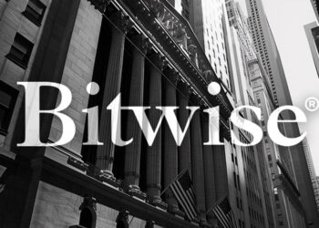 Bitwise shifts Bitcoin, Ethereum futures ETFs to dynamic crypto and treasuries strategy