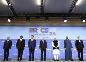 BRICS Leaders Push for Local Currency Network, Diminishing US Dollar Role