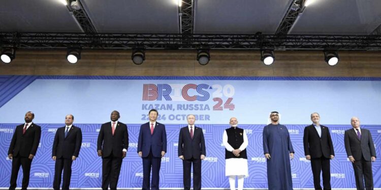 BRICS Leaders Push for Local Currency Network, Diminishing US Dollar Role