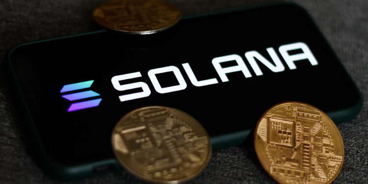 Solana Rises 1,400% Despite Jim Cramer’s ‘Idiot’ Criticism