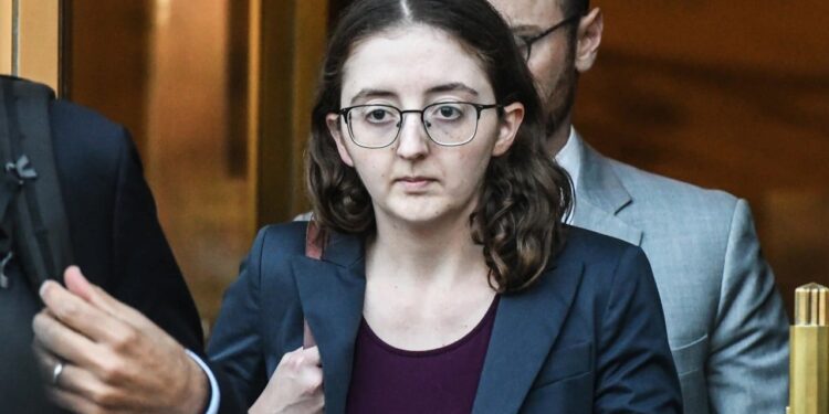 Alameda Boss Caroline Ellison Reports to Federal Prison for Role in FTX Scandal