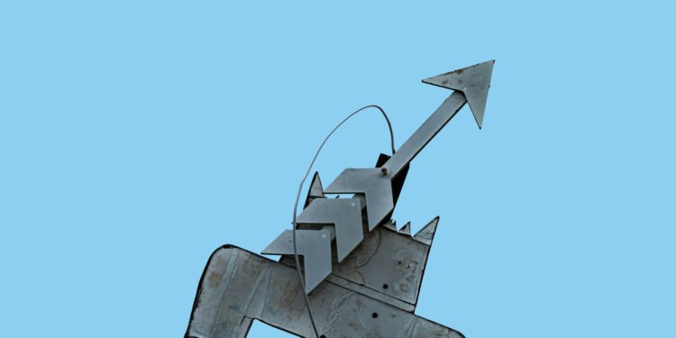 Dogwifhat (WIF) Retests $4 Resistance, Is $5 The Next Target?