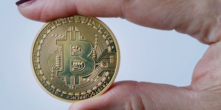 Bitcoin Investors Form Key Support Zone Critical To Bullish Run