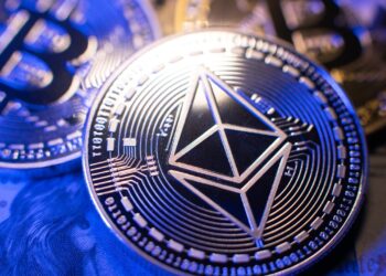 Crypto Giants Stir: Vintage BTC Wallets Shift Millions, 1,940 Genesis ETH Lands on Coinbase