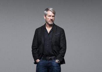 Forbes Features Michael Saylor As ‘The Bitcoin Alchemist’: A Triumph Or A Precursor To Trouble?