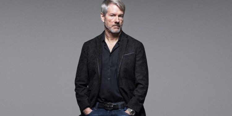 Forbes Features Michael Saylor As ‘The Bitcoin Alchemist’: A Triumph Or A Precursor To Trouble?