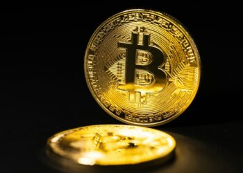 Mining Milestone: Bitcoin Hashrate Hits Record 808 EH/s on New Year’s Eve