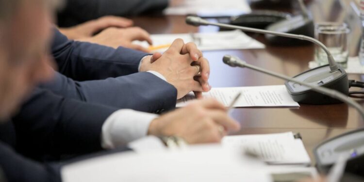 Congress Panel Probes Crypto Debanking Amid Industry Uproar