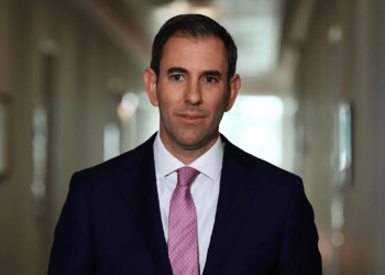 Crypto Conundrum: Aussie Treasurer Chalmers Pushes for Balance Between Regulation and Innovation