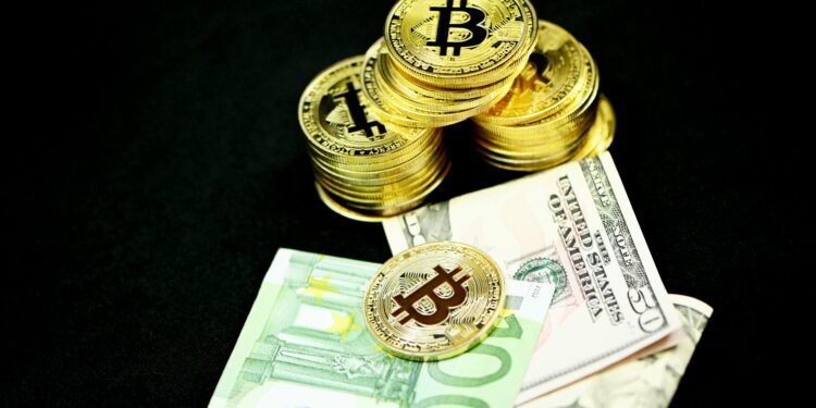 Bitcoin At Risk? Analyst Says Breaking This Price Level Could Spark Significant Volatility