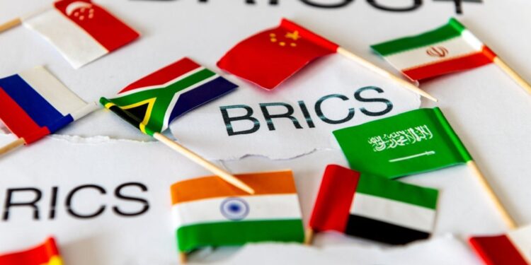 BRICS Discusses Alternative Payment Platforms to Bypass Western Financial Systems