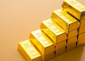 Gold Hits New Peak; Peter Schiff Questions Bitcoin’s ‘Digital Gold’ Claim