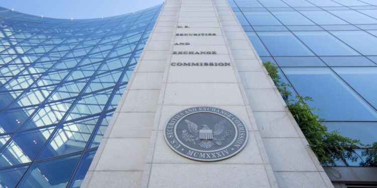SEC Seeks New Voices for Advisory Committee Amid Crypto Pivot