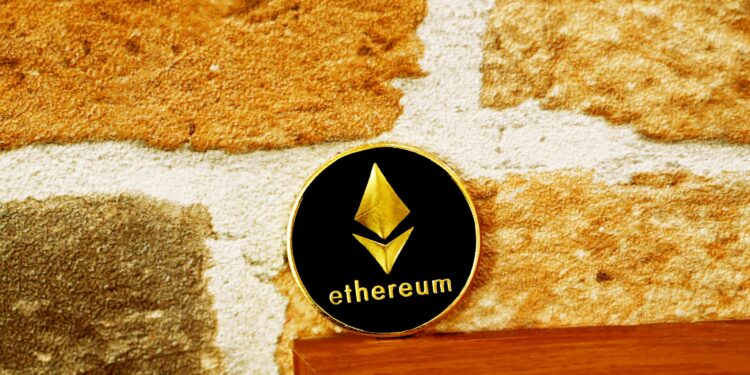 Ethereum Could Be Mirroring Bitcoin’s 2018-2021 Cycle Amid Record Selling