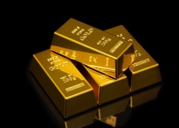 Spot Gold Prices Register New Record Level, Futures Cross $3,100