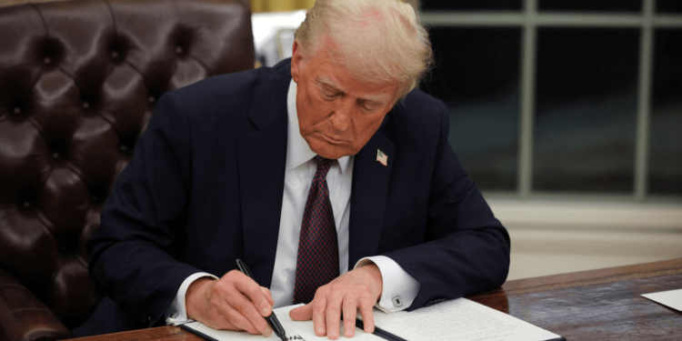 Bitcoin Soars as Trump Makes Surprise Announcement