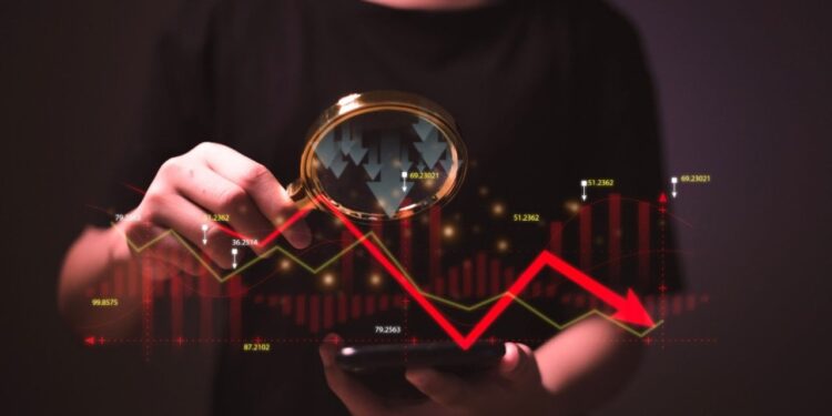 Crypto Markets Suffer $1T Hit as US Tariff War Escalates
