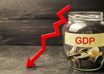 Bitcoin Dips Slightly as US Economy Shrinks