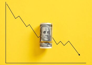 Bitcoin Soars as USD Continues to Plummet