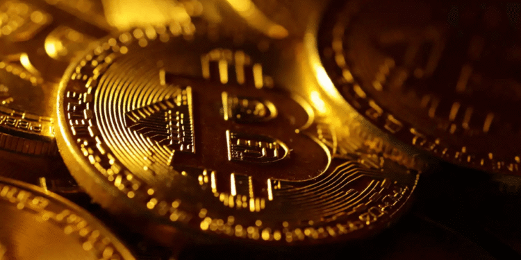 Bitcoin Price Watch: $85K Pivot Sets Stage for Weekend Fireworks