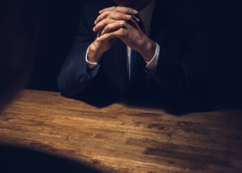 Feds Know Satoshi? Lawsuit Demands DHS Release Hidden Bitcoin Founder’s Interview