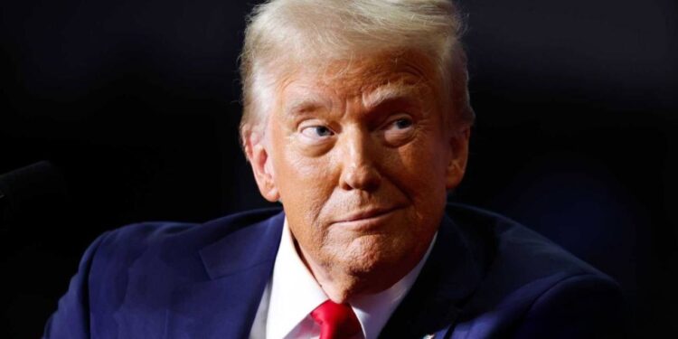 Bitcoin Climbs to $85K as Trump Eases Tariff Anxiety