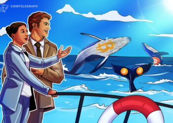 Bigger Bitcoin wallets are stacking while others sell: Santiment