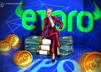 eToro prices IPO above range at $52 a share to raise $620M