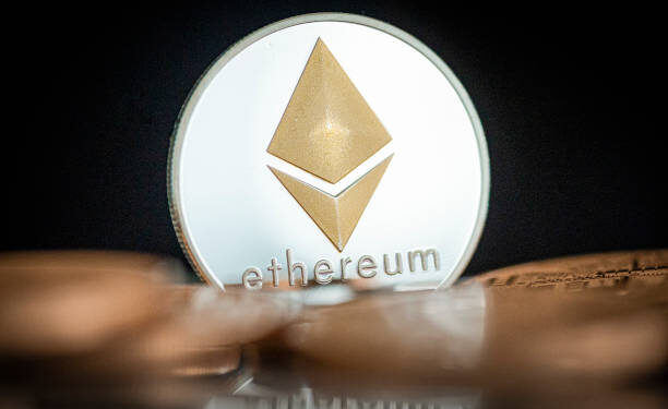 Ethereum Joins Bitcoin In The Red – Volatility Looms Ahead