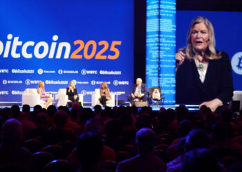 President Trump Supports Strategic Bitcoin Reserve Bill, Senator Lummis Says