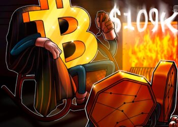 Bitcoin Price Volatility Makes A Record Weekly, Monthly Close Possible
