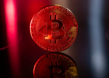Bitcoin Coils Toward Key 4-Hour Inflection — Breakout Or Breakdown?