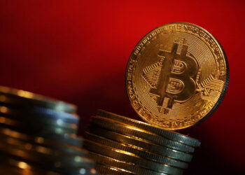 Bitcoin To Rally To $144,000 As Bull Flag Pattern Forms