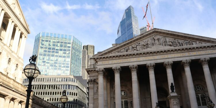 Bitcoin’s Next Big Buyer? Saylor Points To Bank Of England