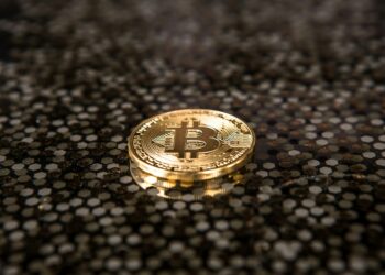 Analyst Says $130,000 BTC Target By Q3 2025