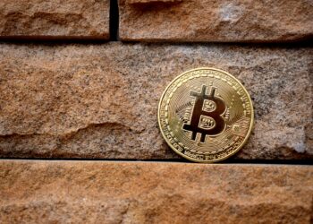 Bitcoin Signals Strength As Long-Term Holder Realized Cap Surges Past $20 Billion